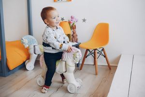 Пластмасови столчета за детска градина 13 | Маркет Бехи Пластмасови столчета за детска градина 13