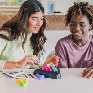 Learning Resources Настолна игра Kanoodle, логическа пирамида