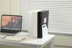 Sworld Вертикална поставка, тройна, бяла