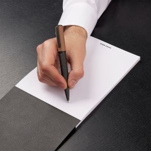 Hugo Boss Химикалка Arche Iconic, в кутия, карамел