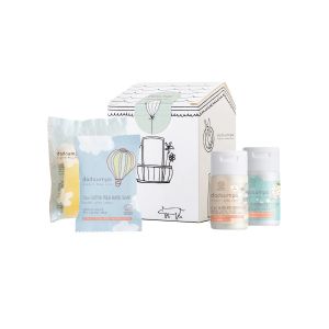 Комплект за бебе GFL Cosmetics Dadaumpa, мокра кърпа, шампоан, лосион, гъба за баня, 15 броя, 13 x 13 cm