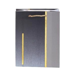 Подаръчна торбичка, 26 х 32 х 10 cm, сива, със златиста лента