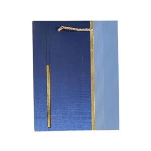 Подаръчна торбичка, 26 х 32 х 10 cm, синя, със златиста лента