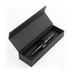 Hugo Boss Писалка Illusion Gear, в кутия, черна