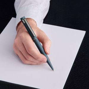 Hugo Boss Химикалка Loop Bauhaus, синя