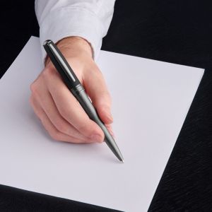 Hugo Boss Химикалка Essential Active, черна