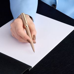 Hugo Boss Химикалка Arche Double B, розово-златист