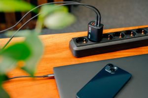 Verbatim Адаптер Essentials Gang, 2хUSB Type-C, 1xUSB Type-A, 60 W