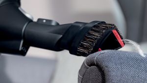 Прахосмукачка Bosch Unlimited 7 ProAnimal BBS711ANM, акумулаторна, червена