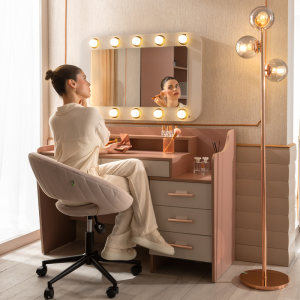 Тоалетка ESTELLA