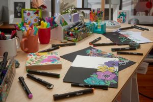 Комплект маркери Sharpie Acrylic Fine 1mm, 5 стандартни  цветове