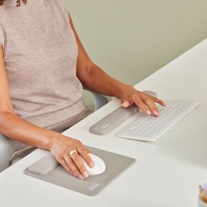 Пад за мишка Fellowes Breyta Hex, 20 x 24 cm, бежов