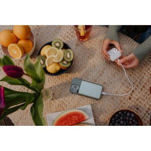 Външна батерия Verbatim Charge 'n' Go, магнитна, 5000 mAh, USB Type-C, зелена