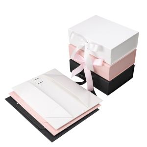 Office 1 Кутия Gift Box, с магнитно затваряне, сгъваема, 33 х 27 х 12 cm, бяла