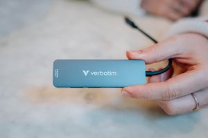 USB Хъб Verbatim Essentials, 4 порта, USB Type-C