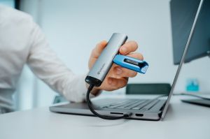 USB Хъб Verbatim Multiport, 2 x USB Type-C, USB 3.1, HDMI