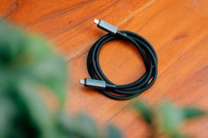 Кабел Verbatim Sync&Charge, магнитен, USB Type-C към USB Type-C, 240 W, 120 cm