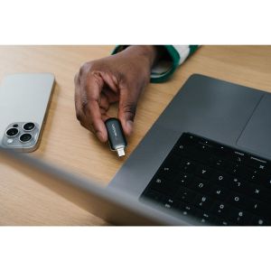 USB флаш памет Verbatim Plectra, 256 GB, USB Type-C 3.2, черна