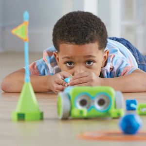 Робот за програмиране Learning Resources Botley, със 77 принадлежности, 1 сензор, батерии AAA