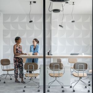 Офис маса MDD Gravity, правоъгълен плот, с регулируема височина, 2400 х 1200 х 750-1160 mm, MDF 28 mm