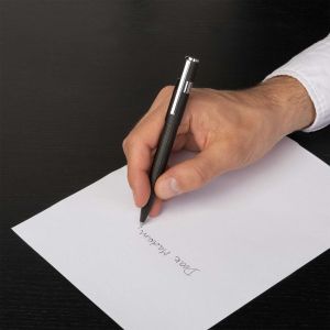 Hugo Boss Химикалка Gear Pinstripe, в кутия, черно-сребриста